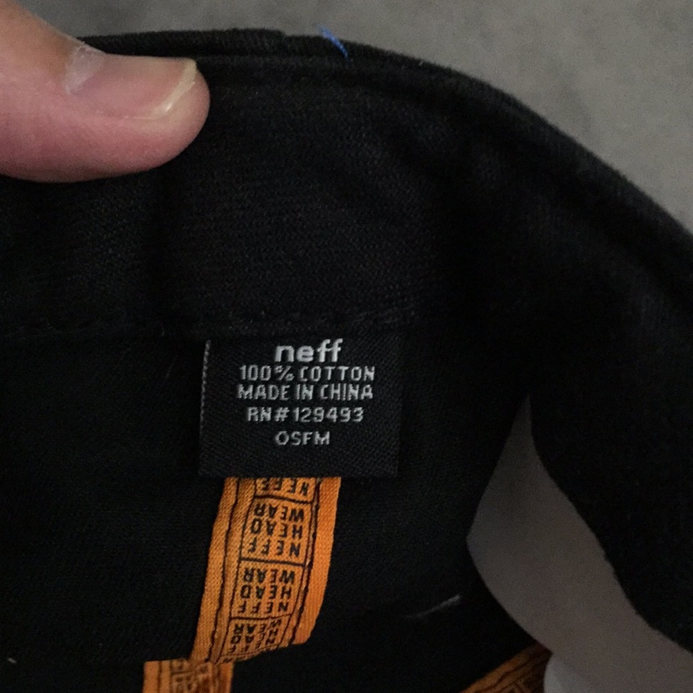 Neff hat - Picture 6 of 8